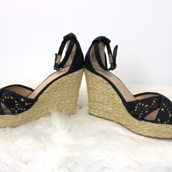 Candie’s 9 M Womens Black Canvas Ankle Strap Espadrille Wedge Sandals - Picture 7 of 8